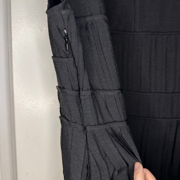 H&M Black Maxi Dress Sleeveless Pleated Tiered Casual Summer Dress Women's M - Picture 9 of 9